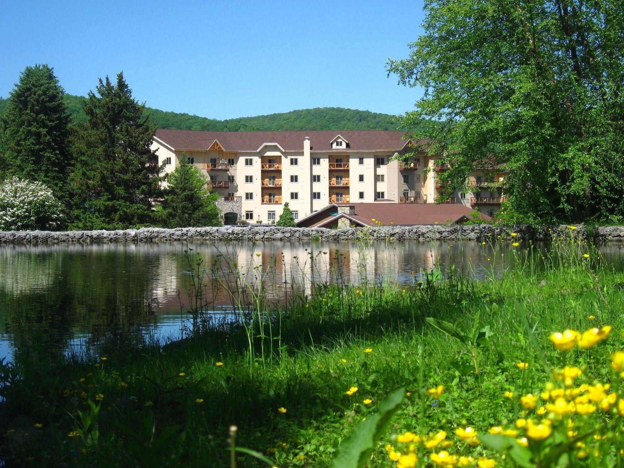 Hotel The Tamarack Ellicottville Exterior foto